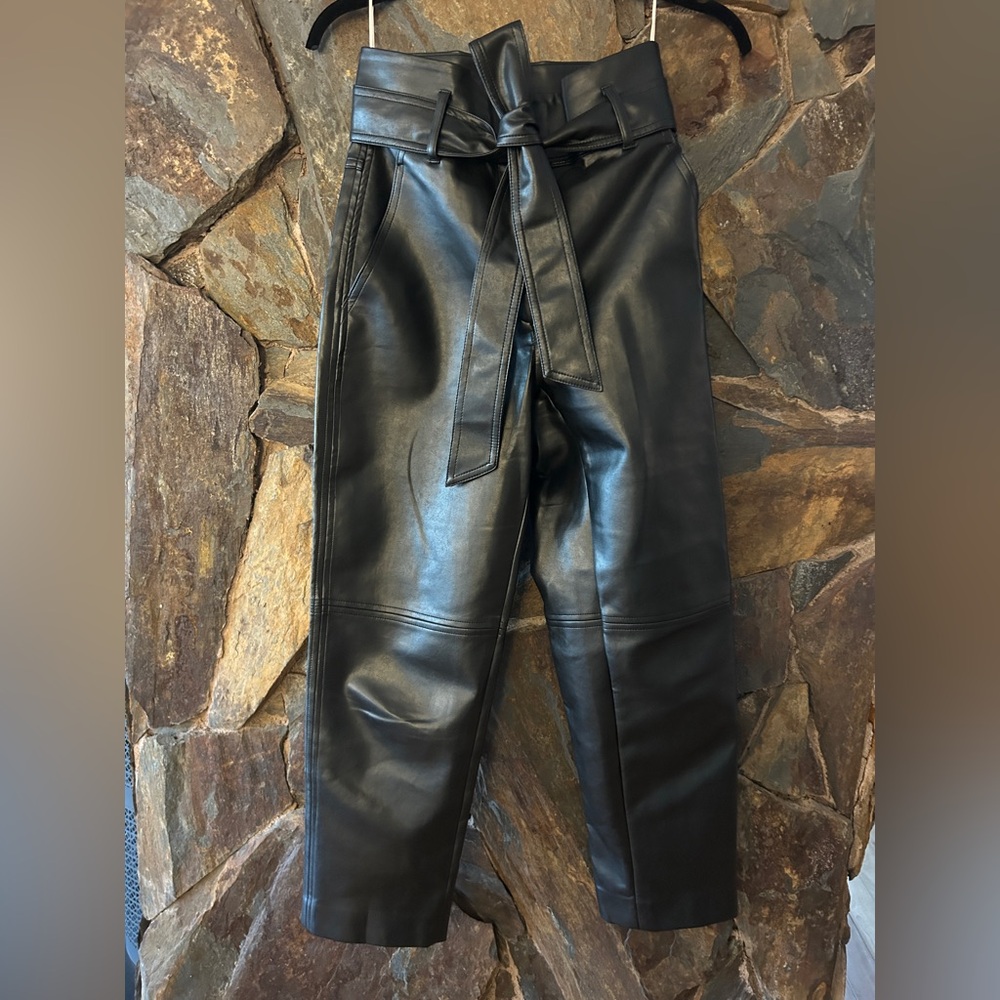Wilfred vegan leather pants  size 0